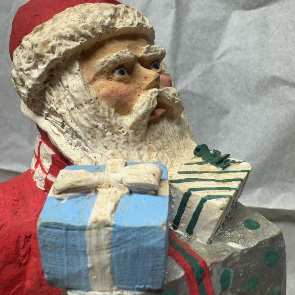 VINTAGE Santa Claus Figurine with Gifts Numbered & Signed Collectable - Picture 11 of 16